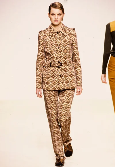 Look 37